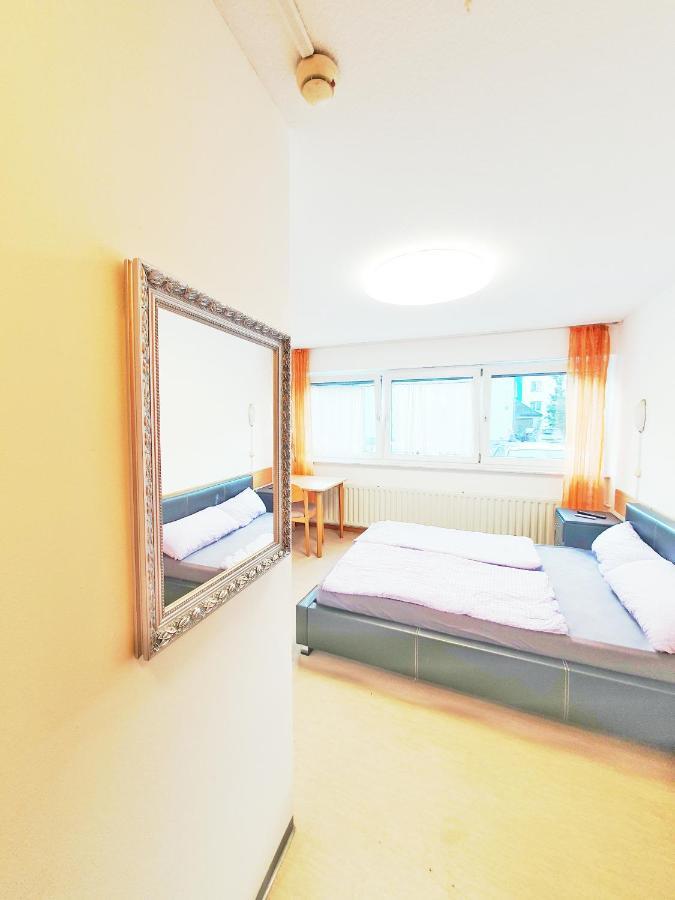 Hotel Sonne Фридрихсхафен Экстерьер фото